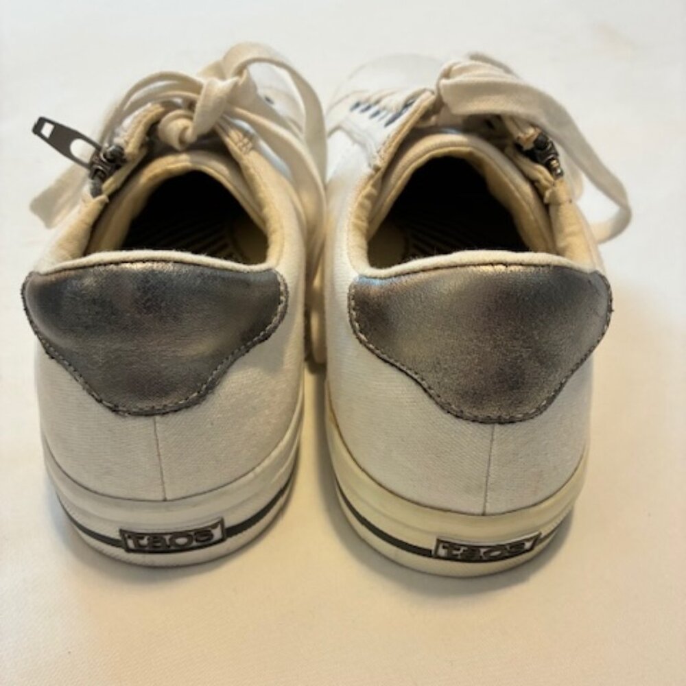 TAOS Women's Z Soul Sneakers - White/Pewter - Size 10 - Like new - Picture 3 of 6